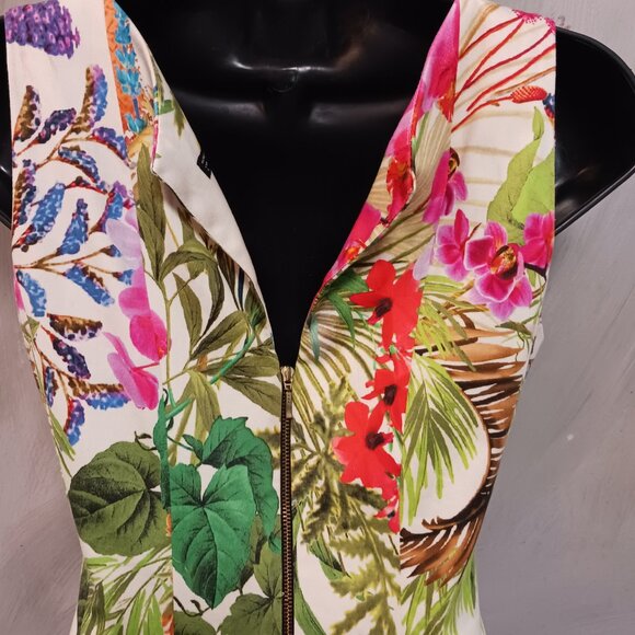 Zara Basic Lovely Floral Dress - Picture 7 of 8